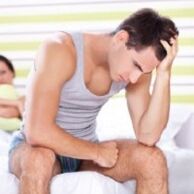 un homme est bouleversé par une décharge pathologique lorsqu'il est excité